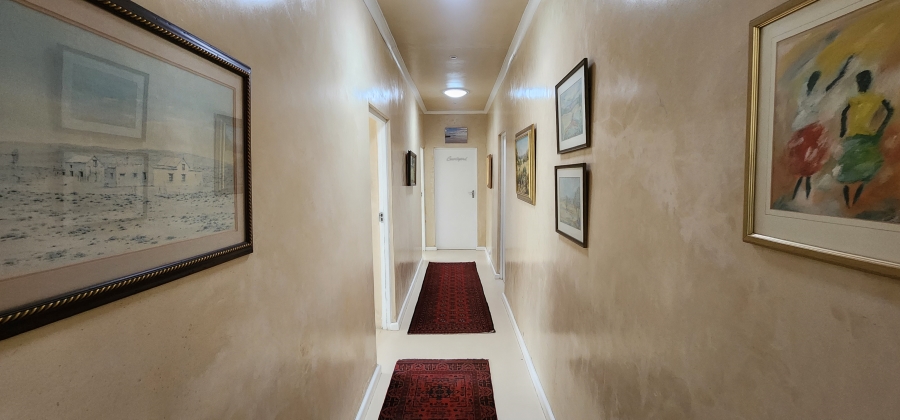 6 Bedroom Property for Sale in Swellendam Western Cape